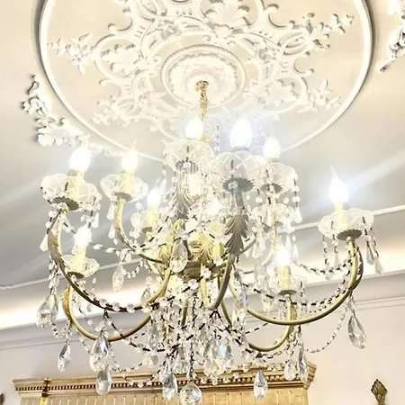 New Exquisite Cozy Baroque Portuguese Soul 2p Apartment Lissabon